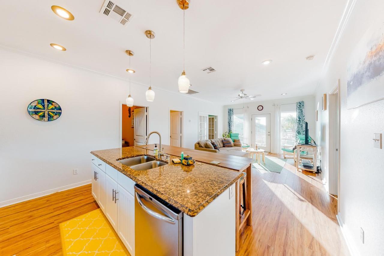 4 Palms Villa Bolivar Peninsula Ngoại thất bức ảnh
