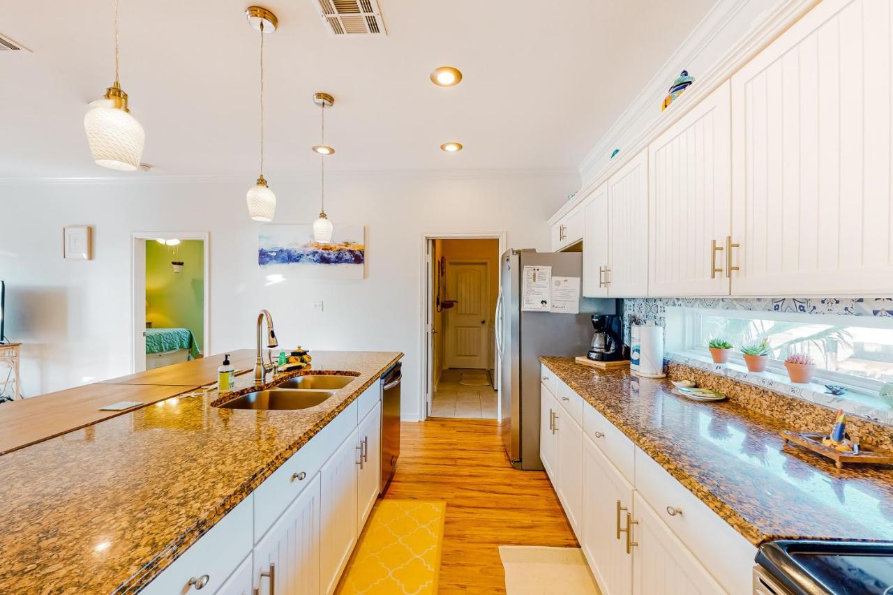 4 Palms Villa Bolivar Peninsula Ngoại thất bức ảnh